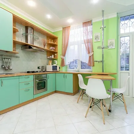 Goodrest On Grecheskaya *
